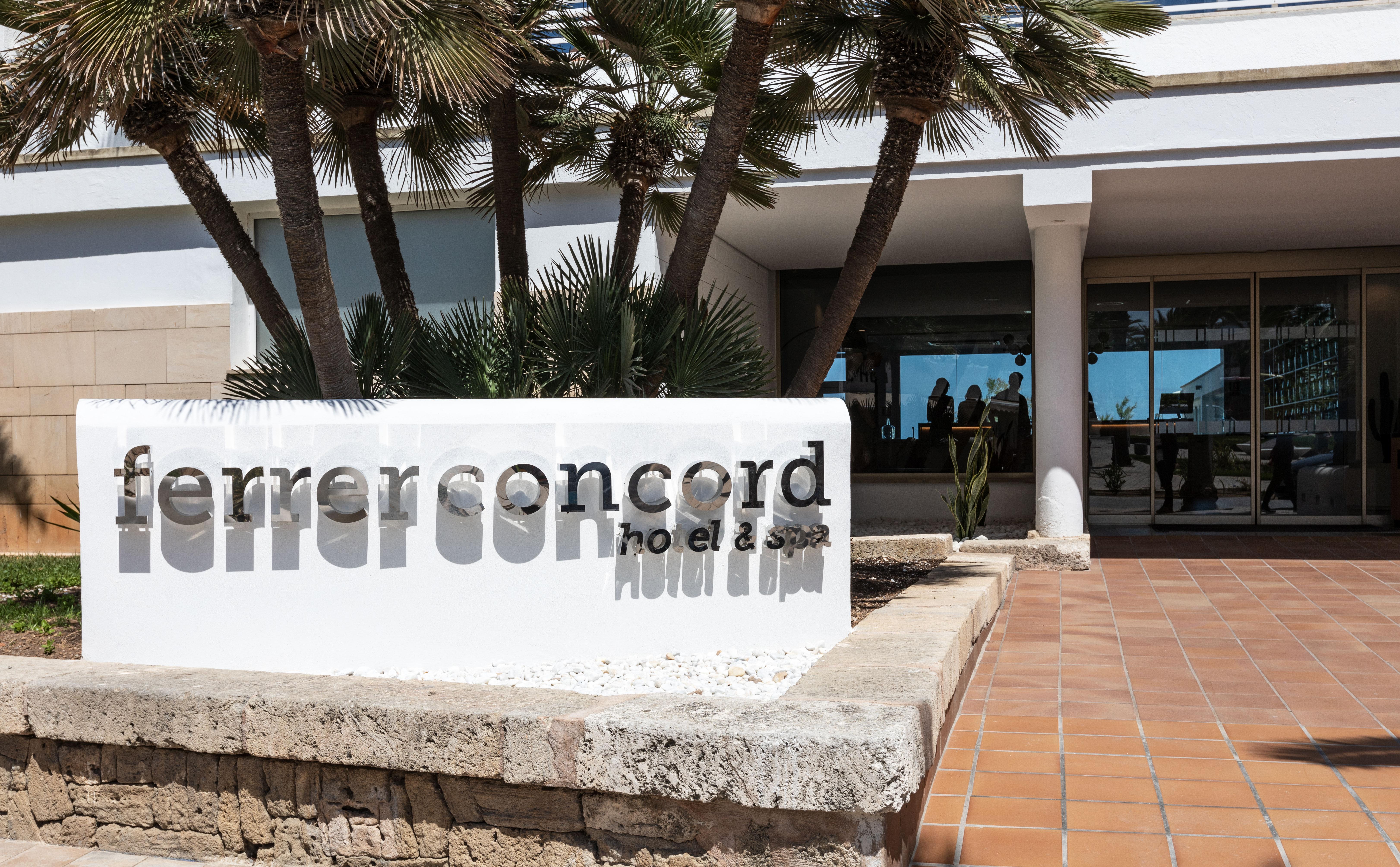 Ferrer Concord Hotel & Spa (Adults Only) Can Picafort  Bagian luar foto