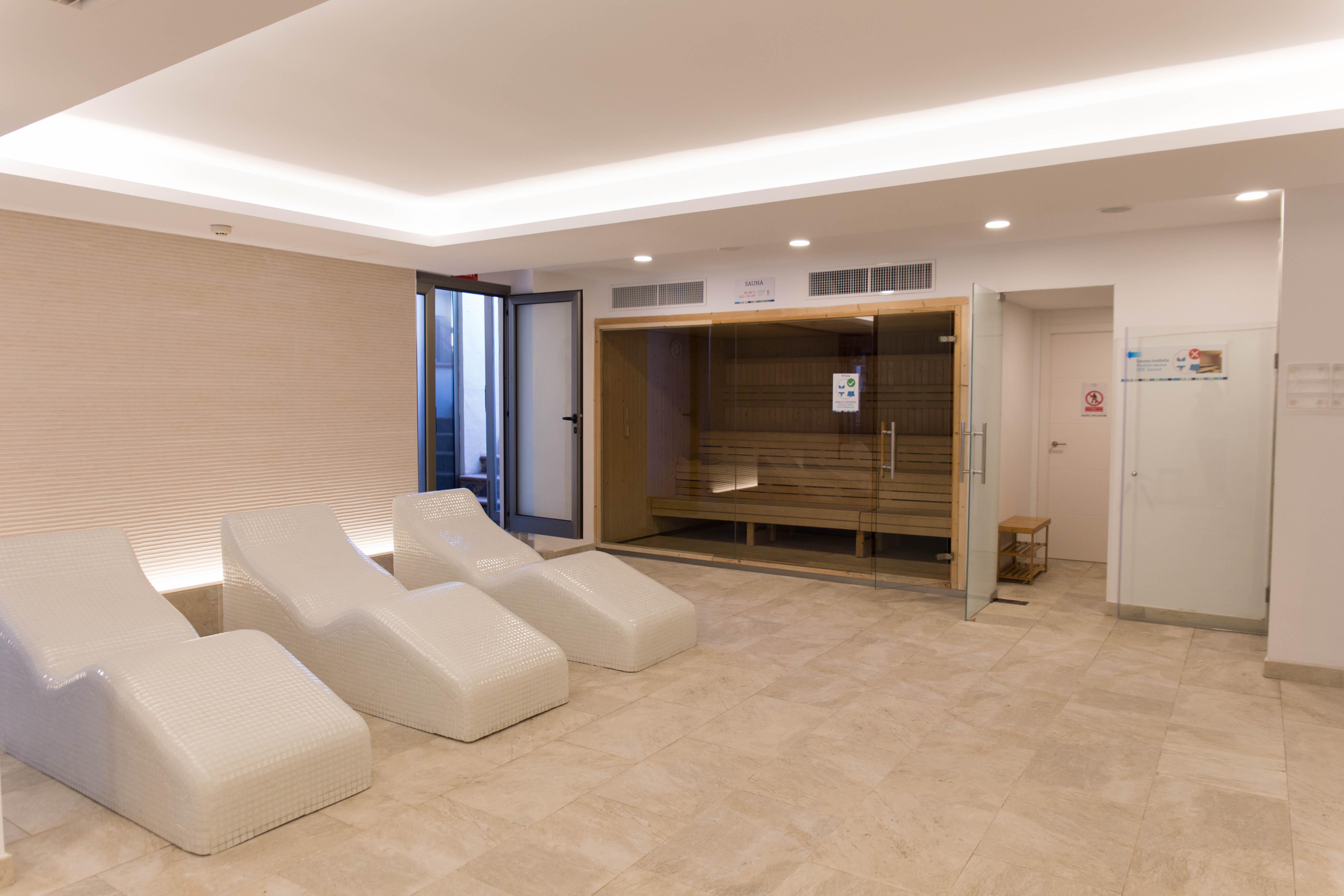 Ferrer Concord Hotel & Spa (Adults Only) Can Picafort  Bagian luar foto