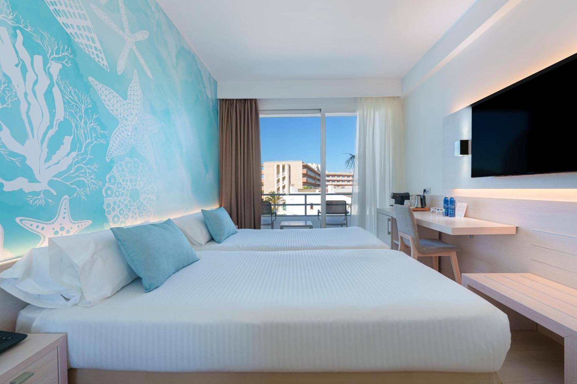 Ferrer Concord Hotel & Spa (Adults Only) Can Picafort  Bagian luar foto