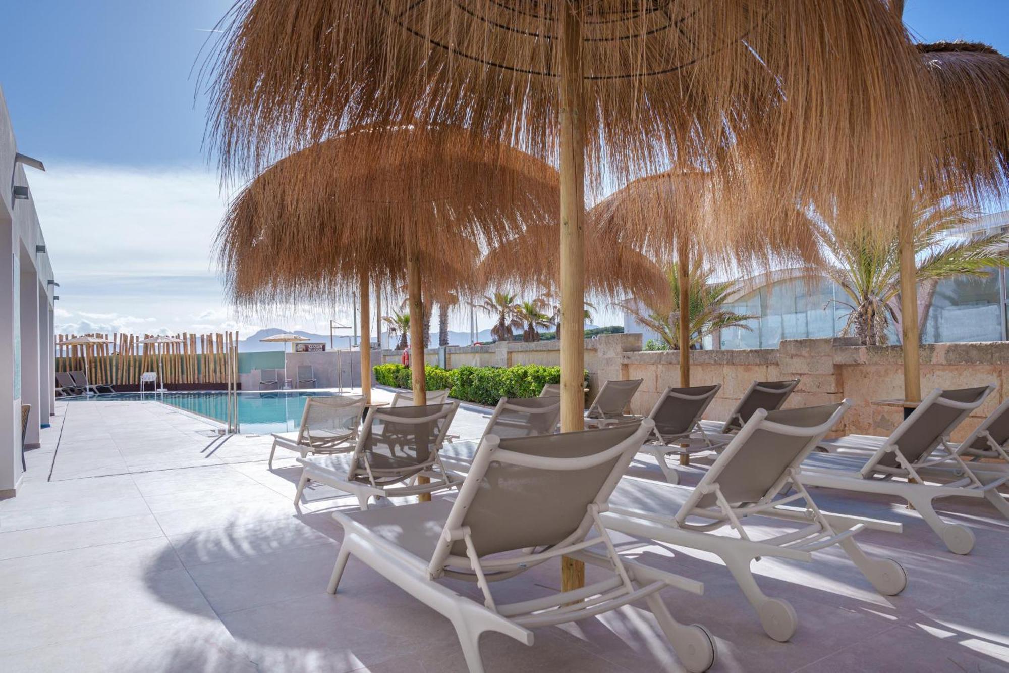 Ferrer Concord Hotel & Spa (Adults Only) Can Picafort  Bagian luar foto